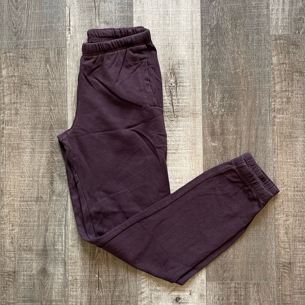 JOGGERS